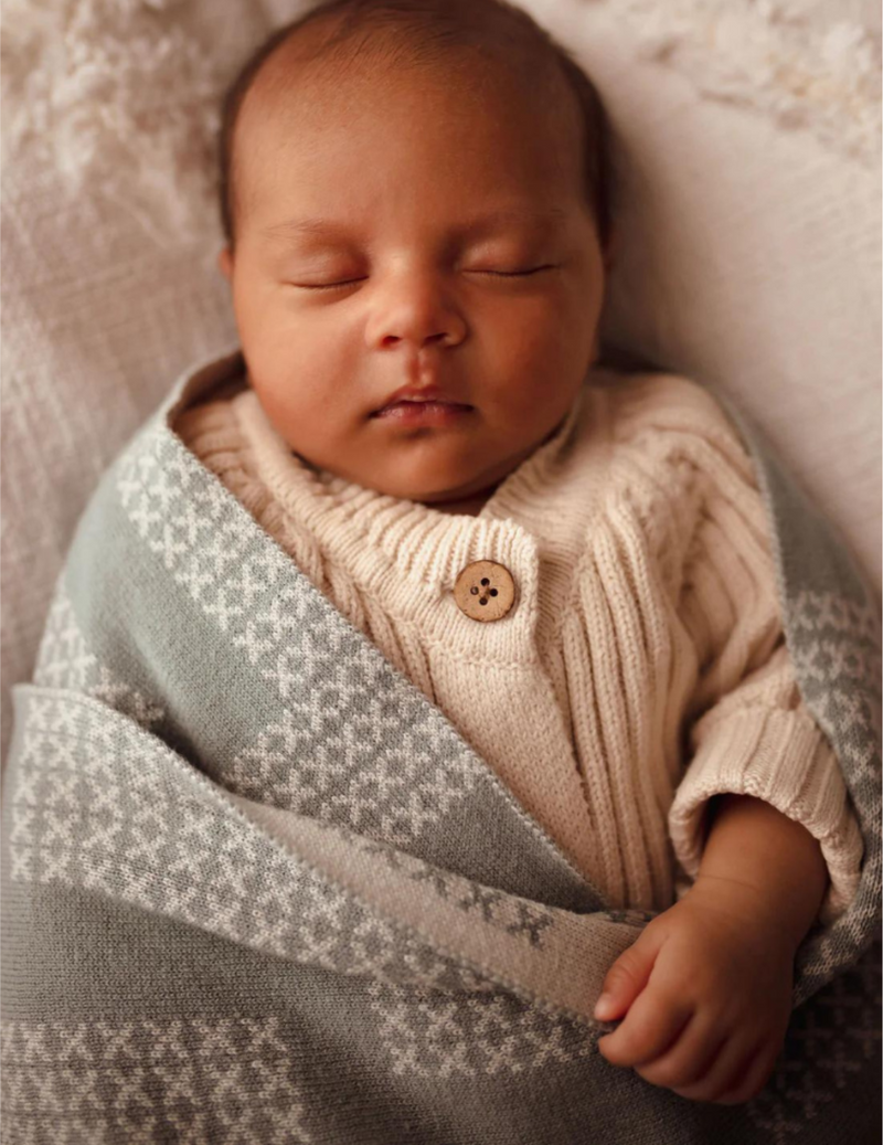 Poutama - Pēpi Knitted Blanket
